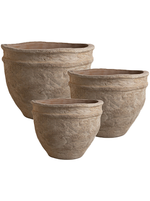 Reed clay planter with fine fluting